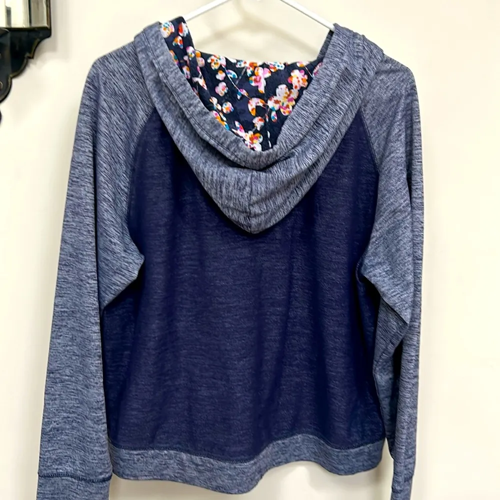 Vera Bradley Lace Up Floral Contrast Hoodie in Navy Multi Size L - Image 4