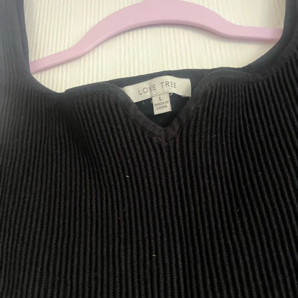 Love Tree Black Ribbed Tank Top - Image 3