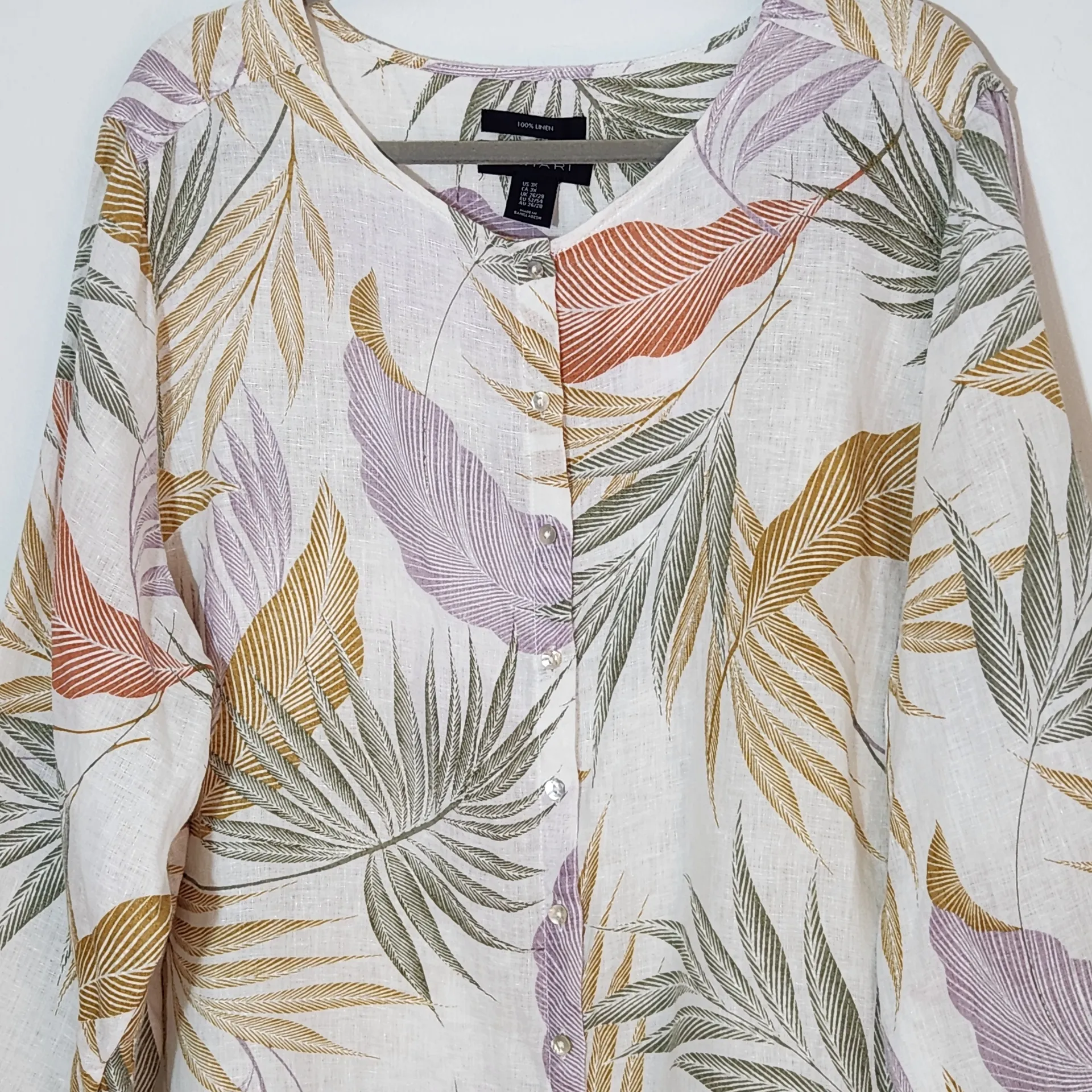 Tahari Linen Palm Print Button Up Top Size 3X - Image 2