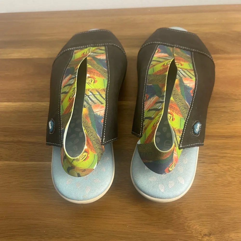 Cloud Caliber Slingback Sandal black and exotic print size 40/9 - Image 3