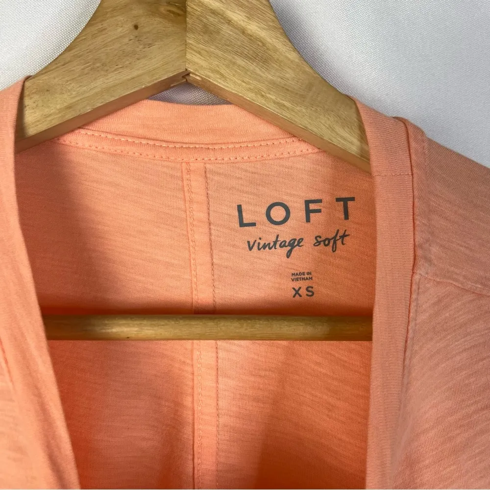 Ann Taylor LOFT Light Orange Vintage Soft Crewneck Short Sleeve T-Shirt XS - Image 4