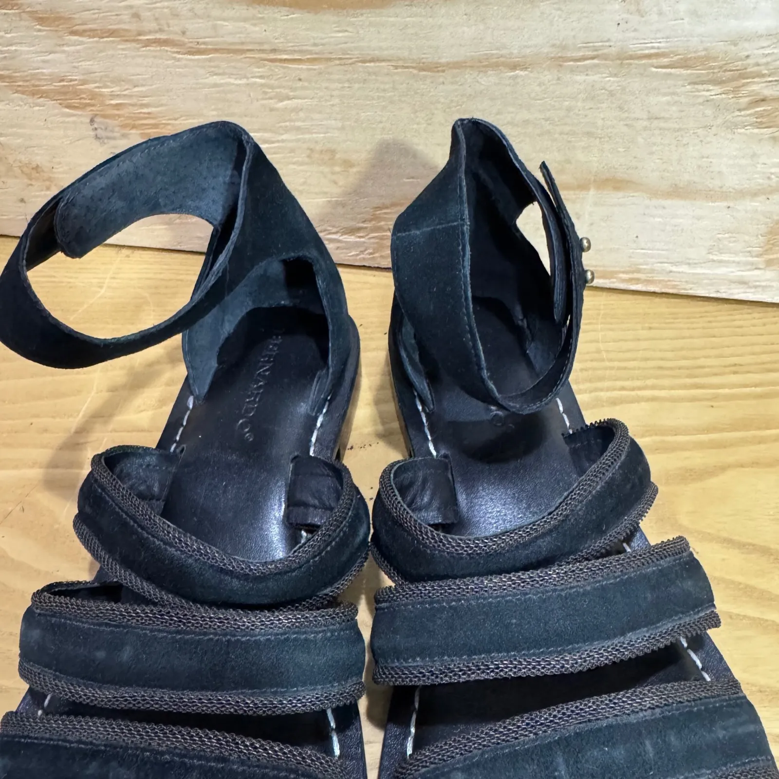 Bernardo Theo Black Suede Strappy Gladiator Strap Sandals Size 9 - Image 5