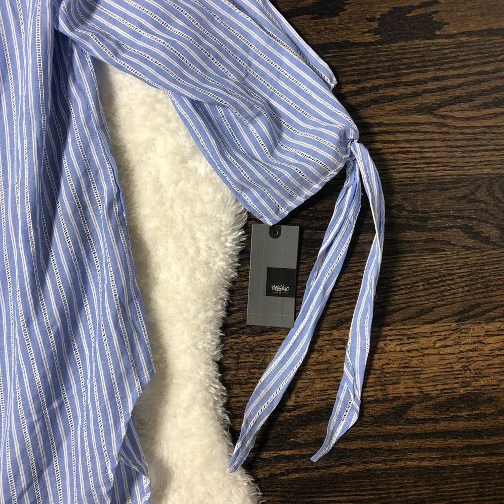 NWT Mossimo 100% Cotton Blue/White OffShoulder Top - Image 2