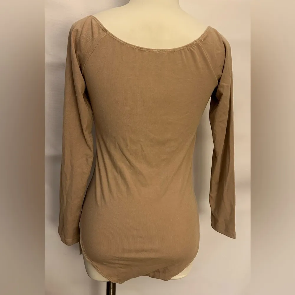 Mangopop Collection Beige Long Sleeve Stretch Bodysuit Size L - Round Neck - Image 2