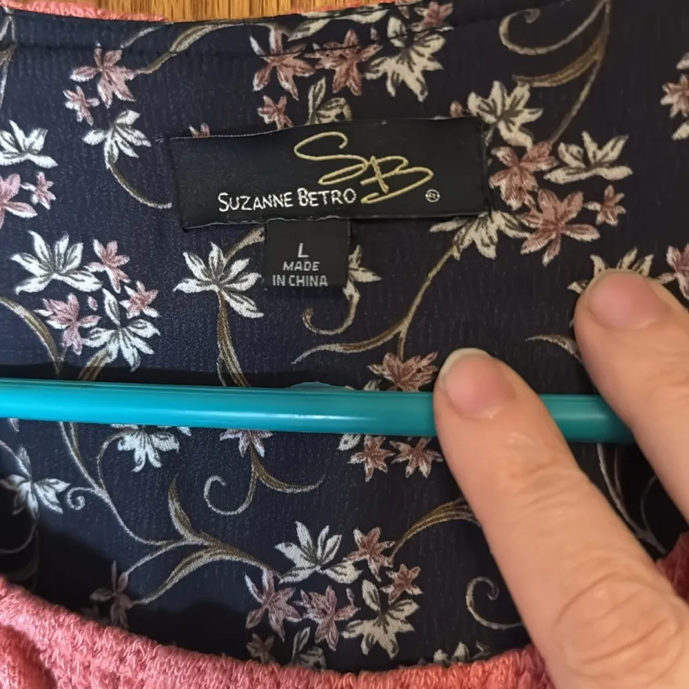 Suzanne Betro Pink Cable Knit Floral Layered Look SideTie Sweater, Large - Image 3