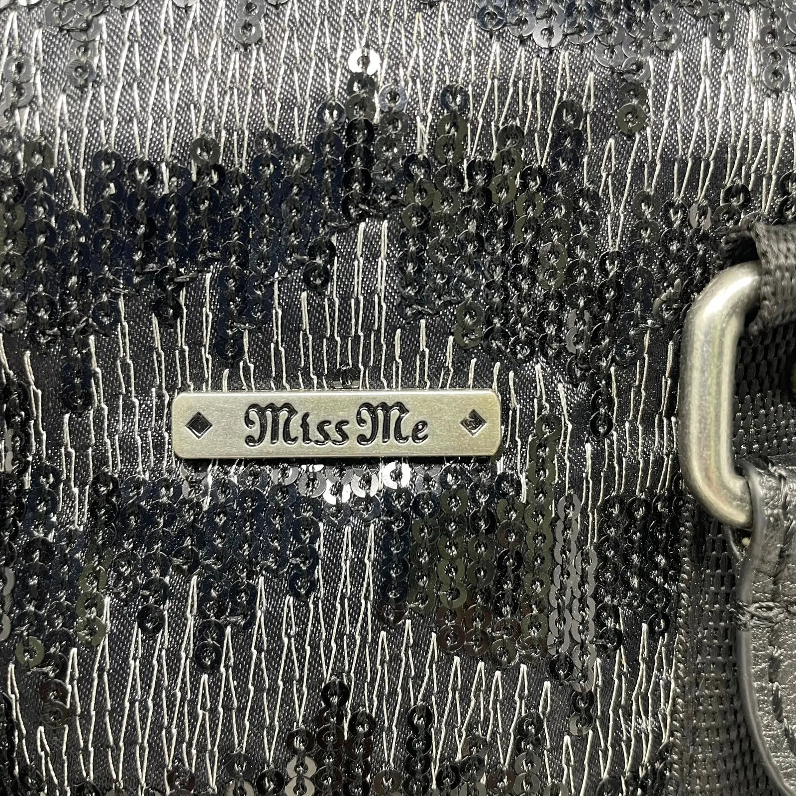 Miss Me Y2K Black Silver Handbag Shiny Bowler Saddle Lock Key Charms GUC 2000s - Image 3