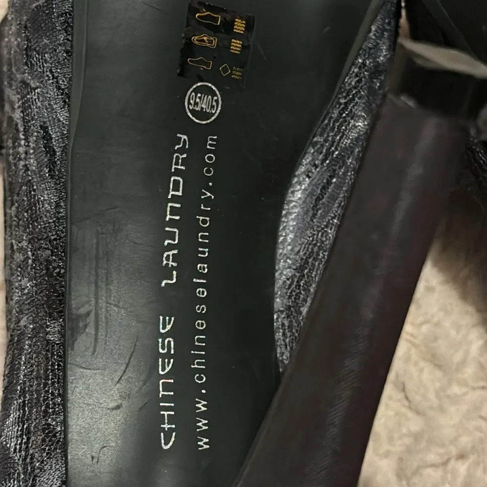 size 9.5 heels - Image 11