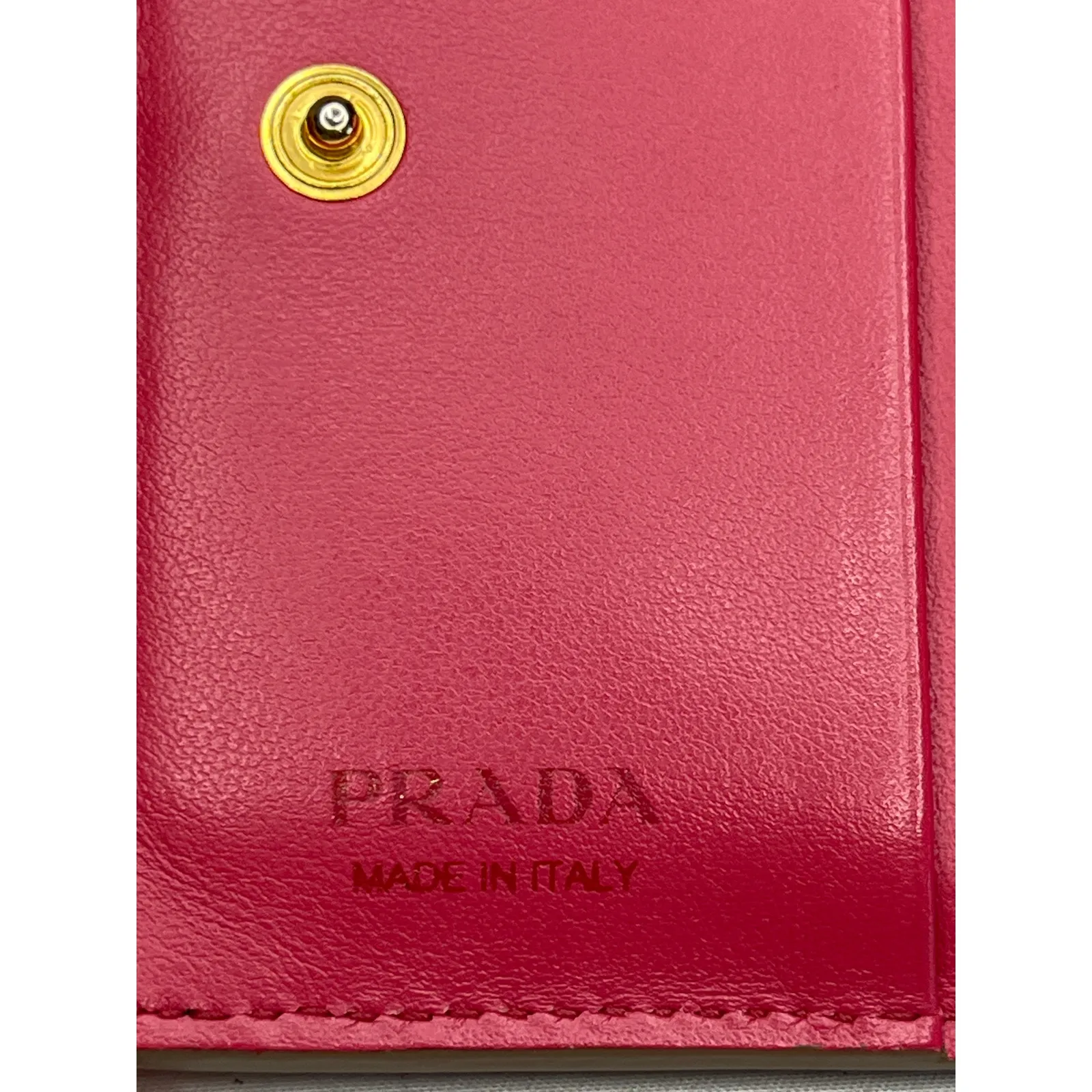 Prada Vitello Daino Taupe Beige Leather Bifold Wallet Pink Interior With Box - Image 4