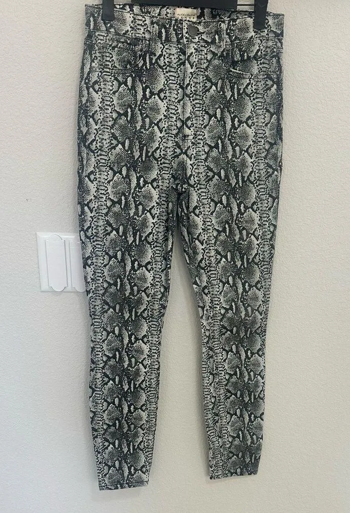 Alice + Olivia Jeans Good High Rise Skinny Jeans Snake Print Black White size 27 - Image 3