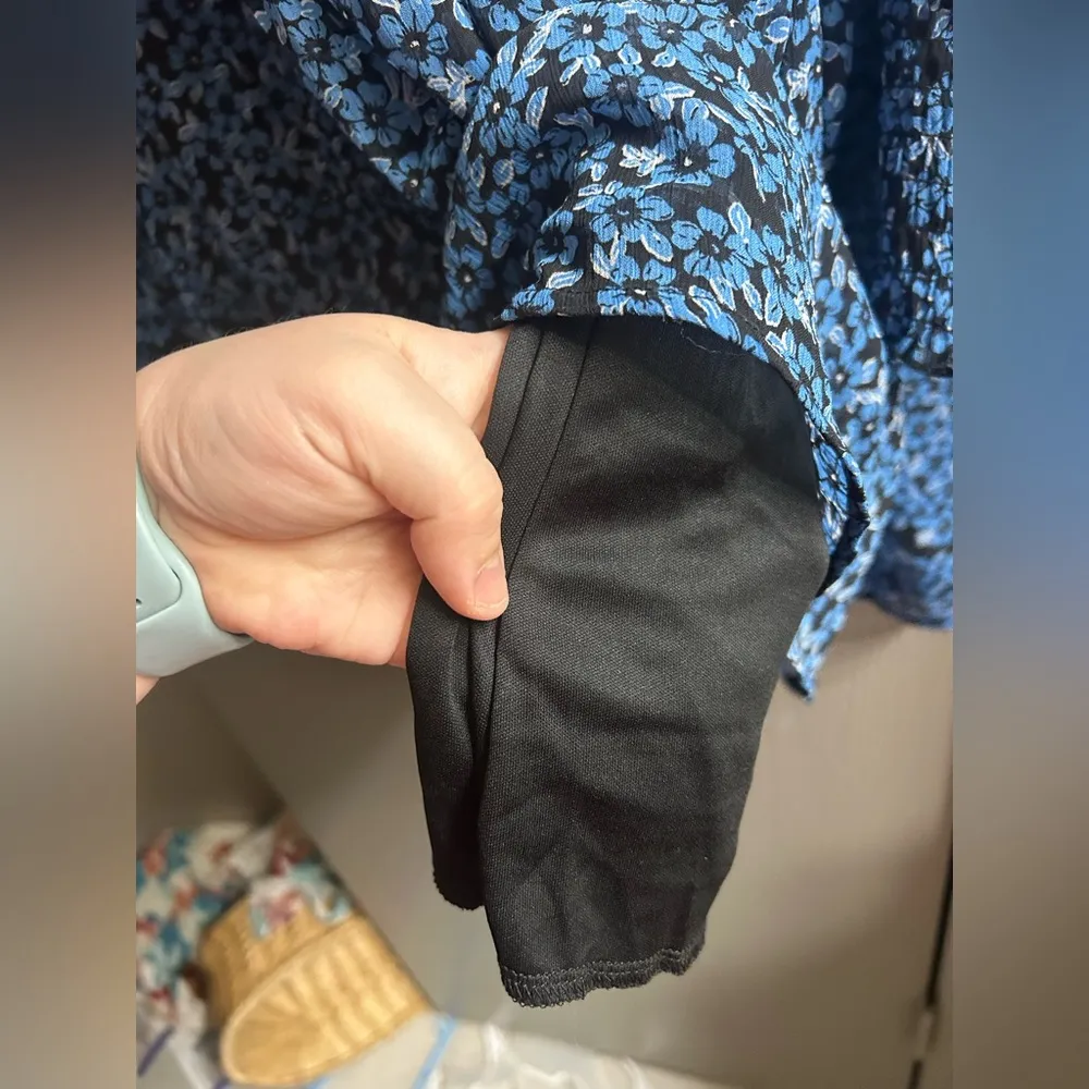 Lucy Smocked Floral Mini Dress - Image 6