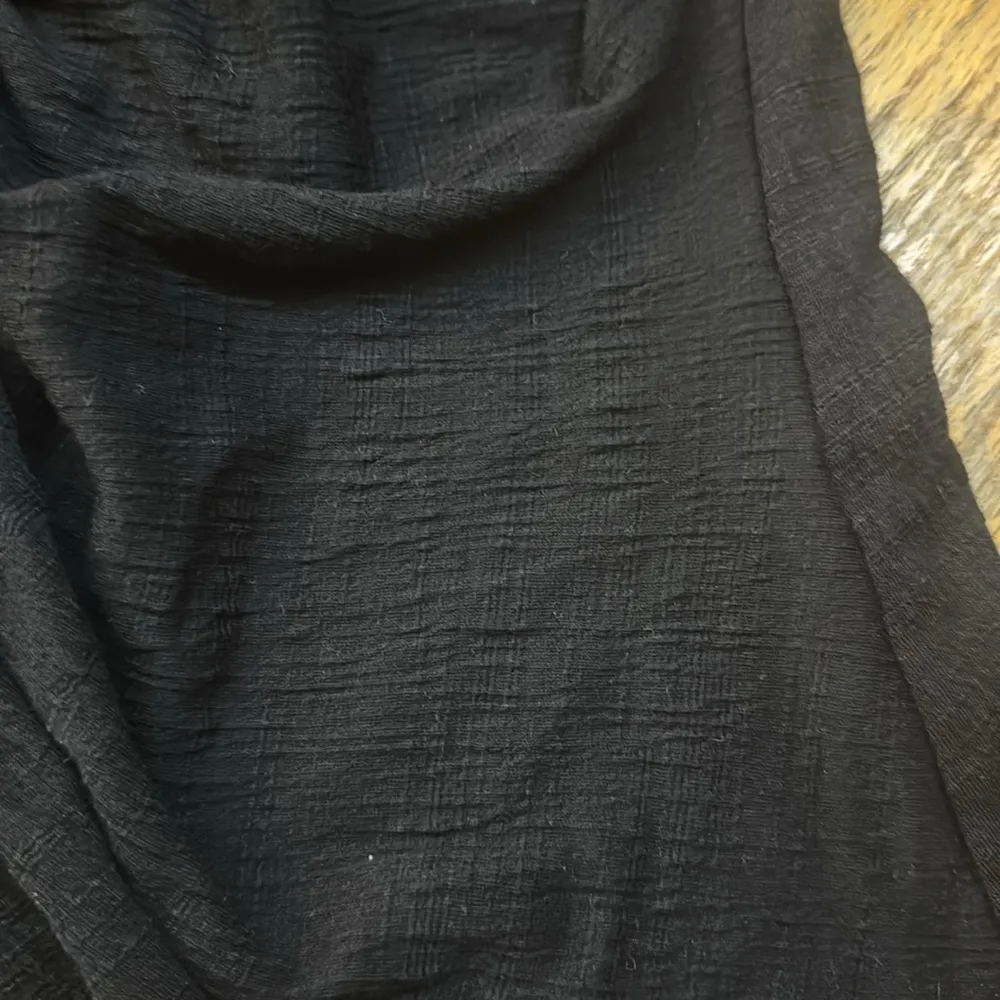 Max studuo V neck top - Image 8