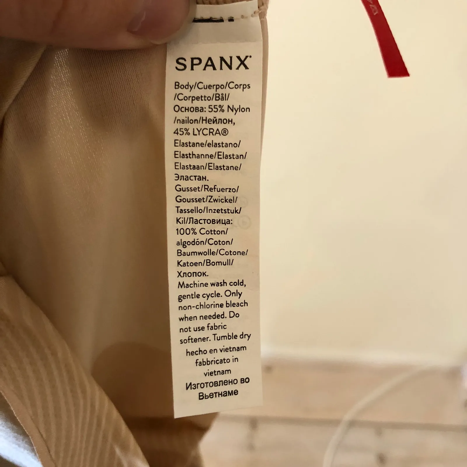 Spanx NWOT Women's Nude Shaping Short Size XL - Image 4