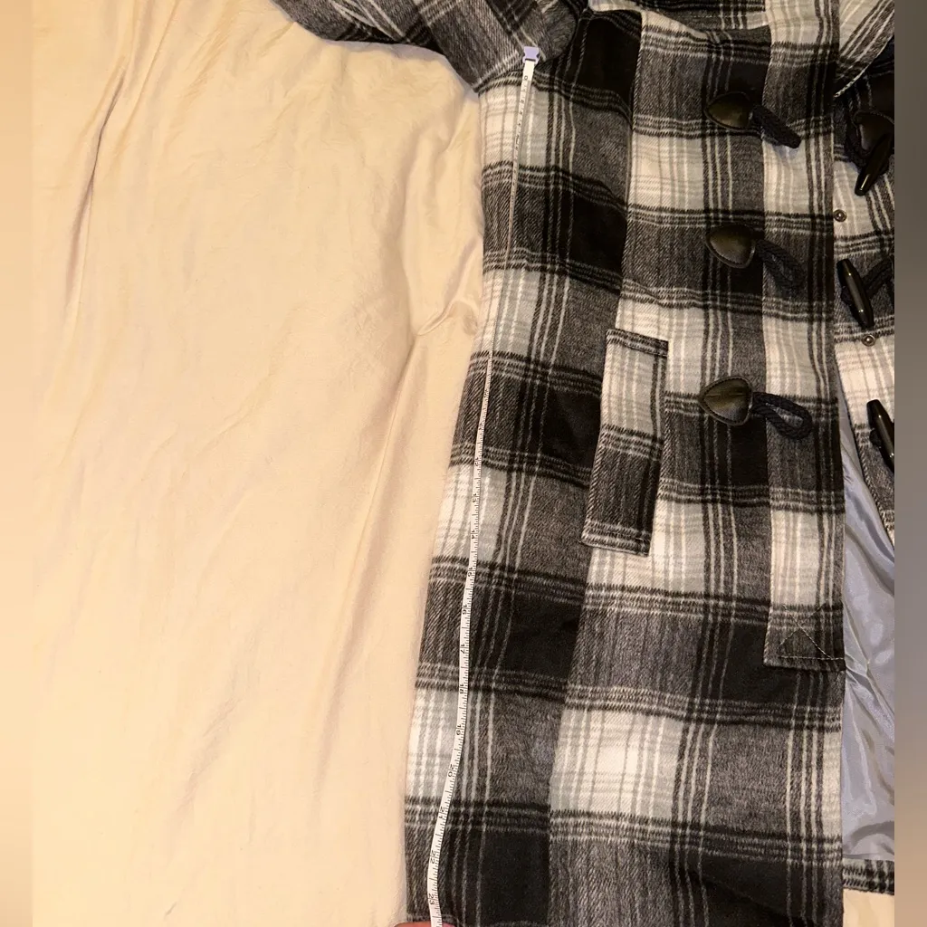 Venus Plaid Toggle Coat w/ Removable Hood – Black & White – Size 10 - Image 8