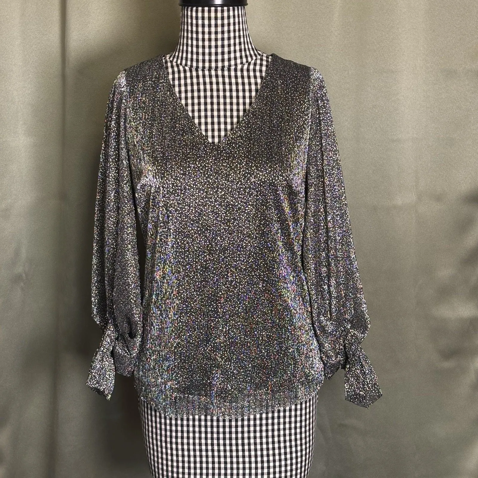 Vince Camuto Women's V-Neck Long-Sleeve Confetti Ready - Rich Black Size XS $79 - Image 4