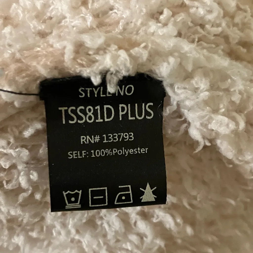 POL Leopard Pink and White Fuzzy Pullover Sweatshirt - Image 4