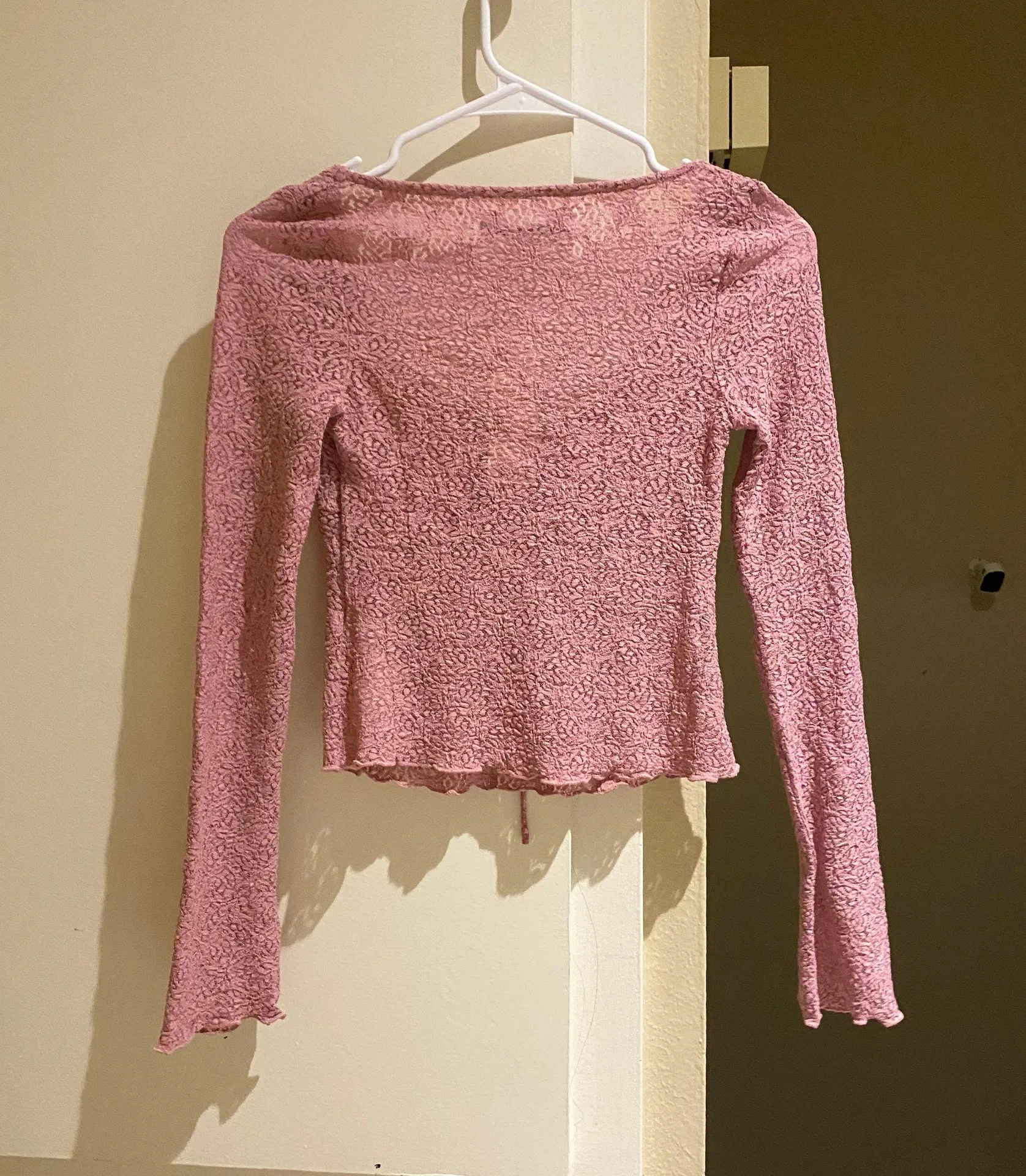 NWT urban outfitters pink Lace long sleeve Top - Image 5