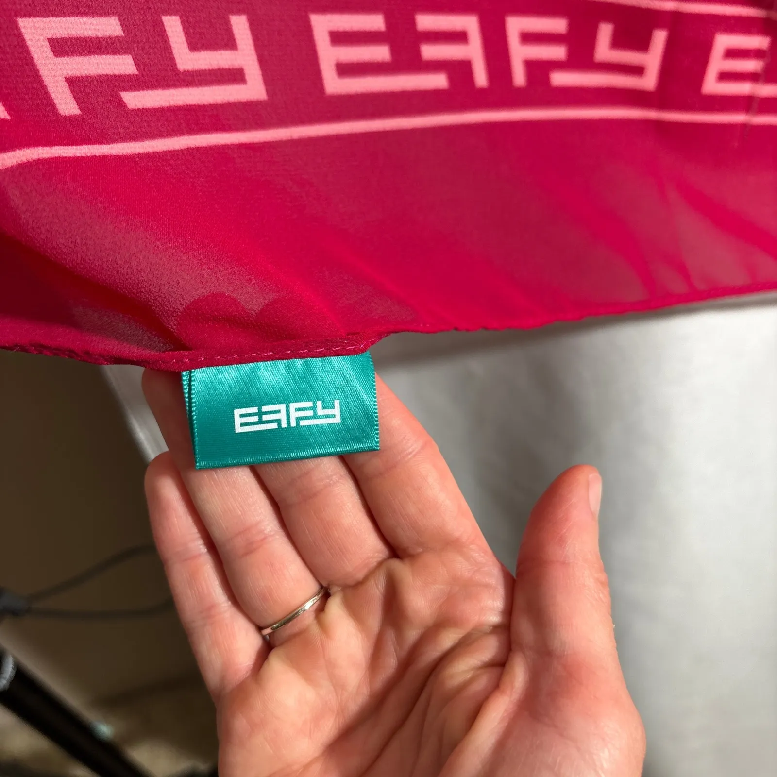 Effy Hematian Pink Leopard Print Cheetah‎ Large Sheer Scarf Wrap Shawl 69x27.5 - Image 4