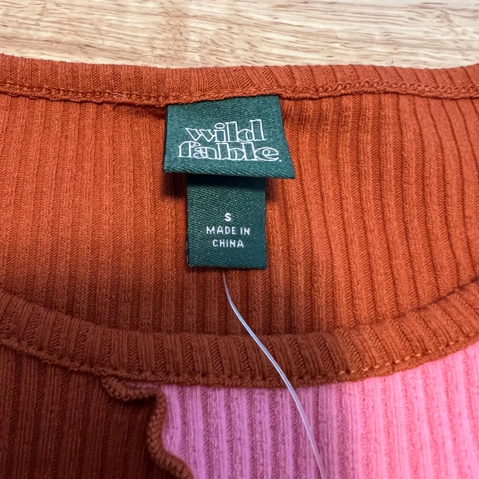 Wild Fable Women's Ruffle Seamed Short Sleeve T-Shirt - Size Small - NWT - Image 2