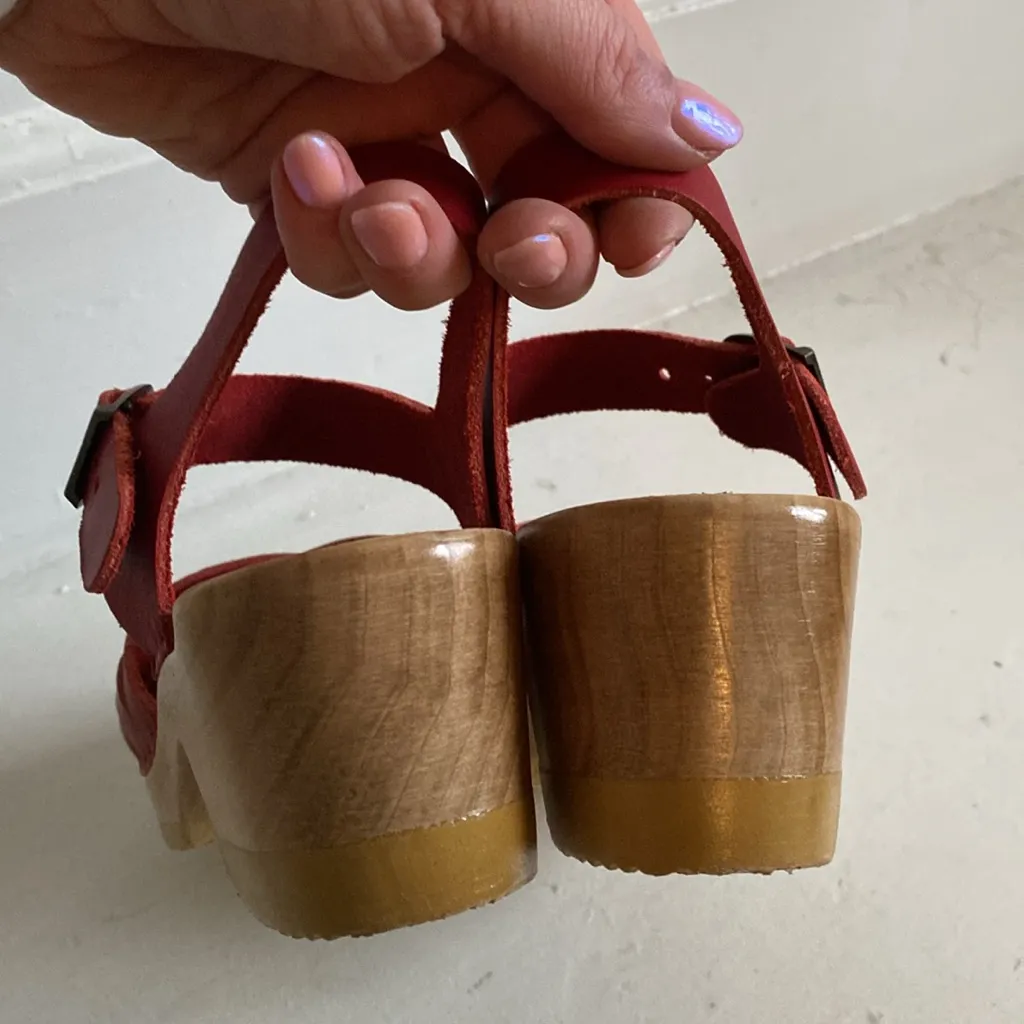 No.6 Clog Sandals Size 40 Deep Red Open Toe Ankle Strap 3" Platform Heel - Image 9