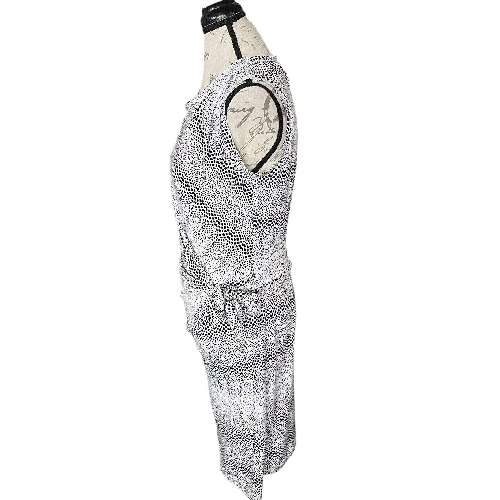 Guess Dress Sz 8 Sleeveless Black White Animal Print Cocktail Night out Baddie - Image 3