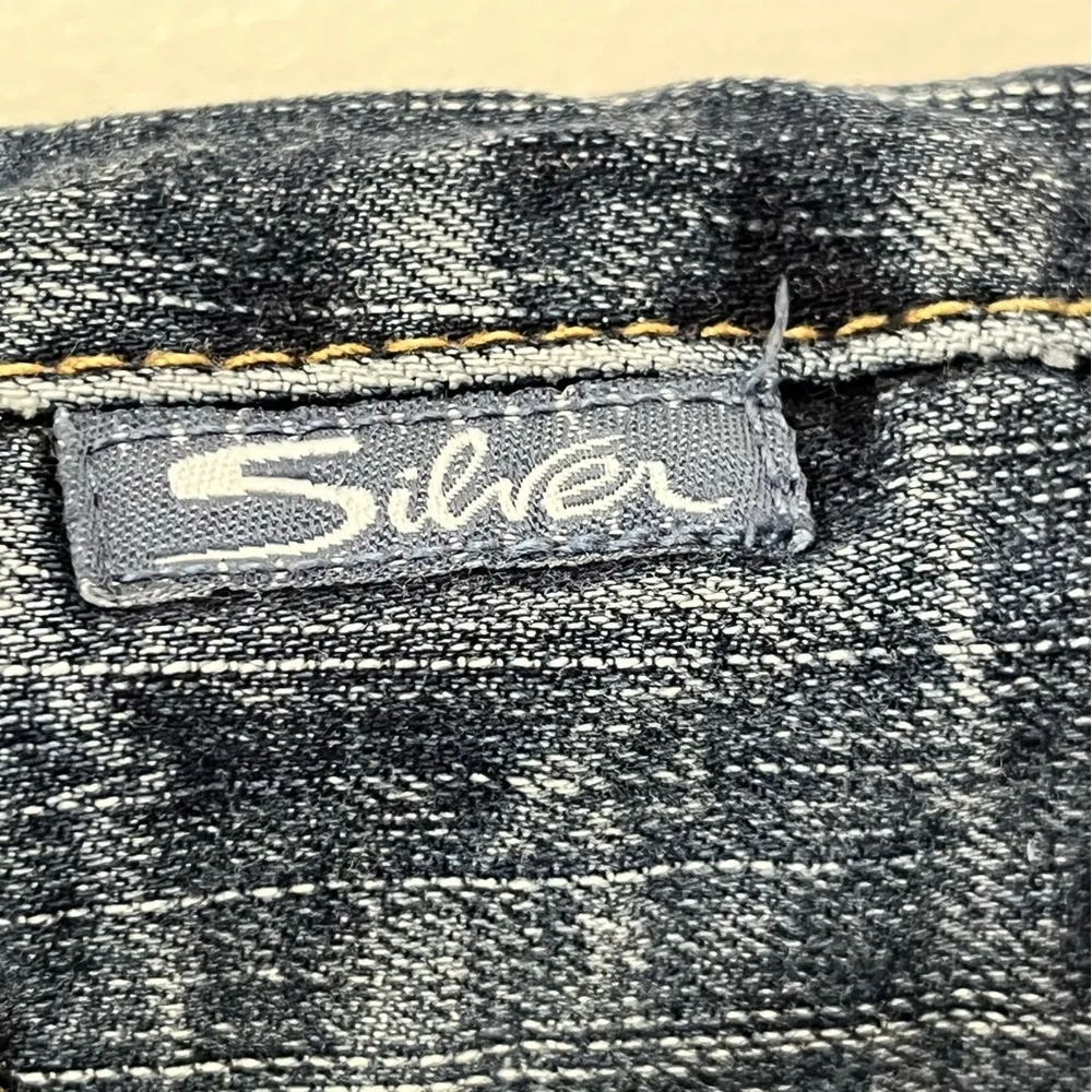 Silver Aiko‎ Bootcut Jeans Women’s Size 28x31 Thick Stitch Dark Denim Low Rise - Image 2