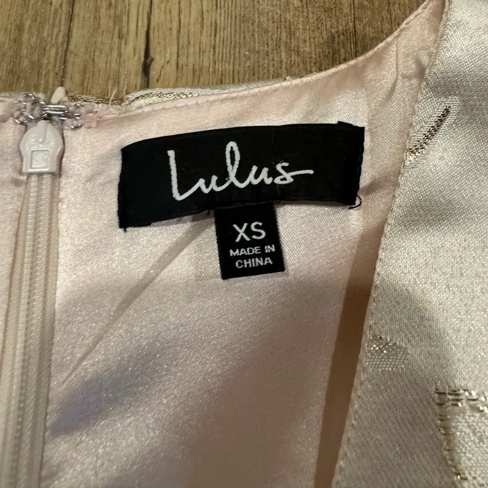 Lulus Go With the Glow Metallic Jacquard Shift Dress - Image 4