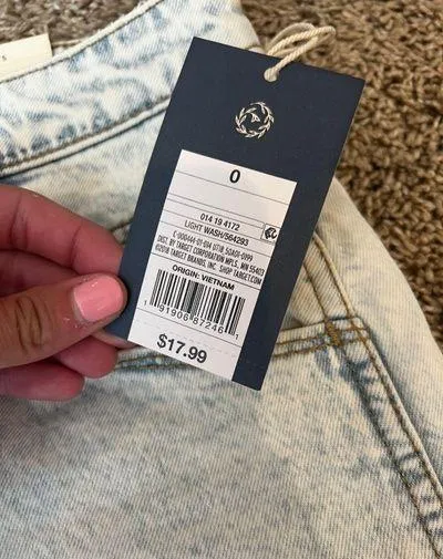 Universal Thread High-waisted Shorts - Image 5