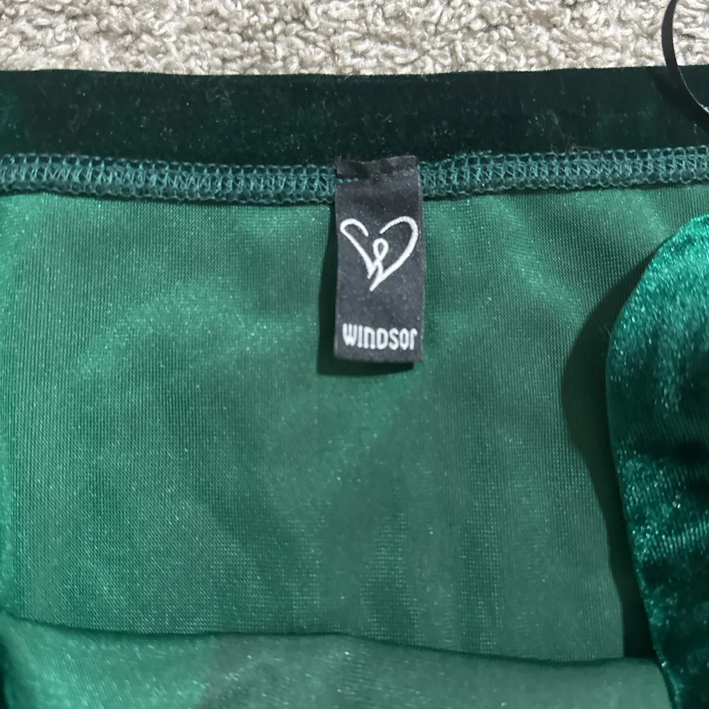 Windsor Bodycon Green Dress - Image 8