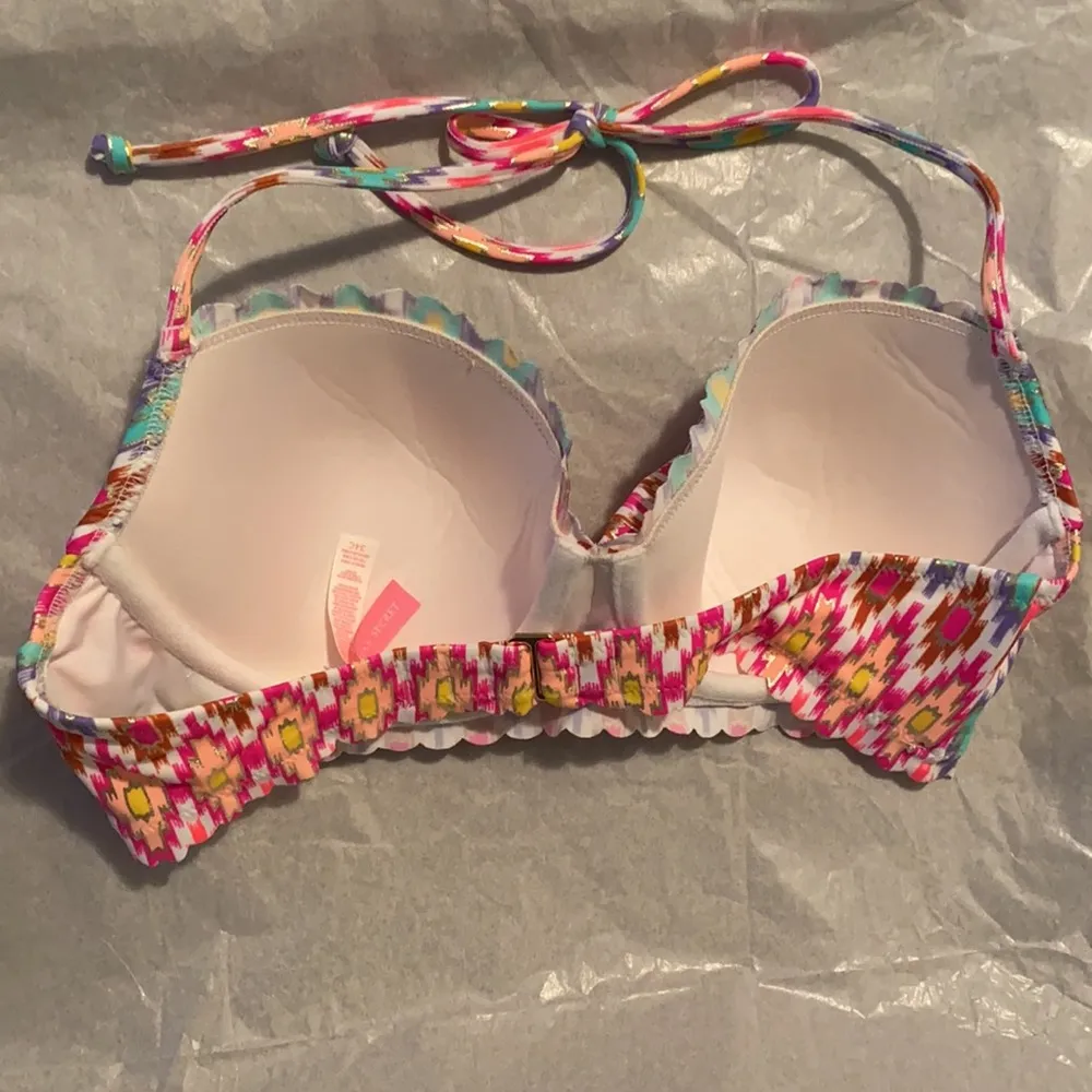 Victoria’s Secret Swim The Getaway Ikat foil halter bikini top, size 34C - Image 4
