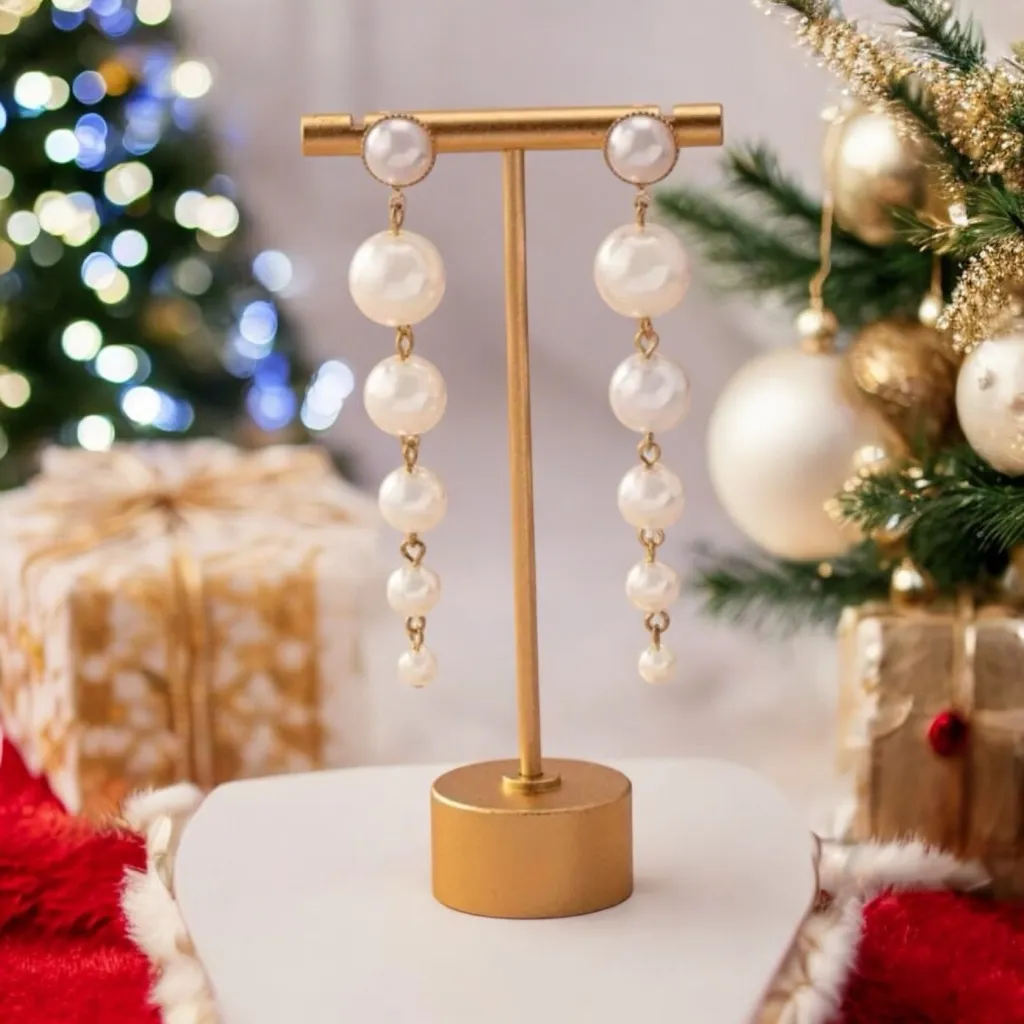 Elegant Floral Tassel Earrings With Faux Pearls - Image 5