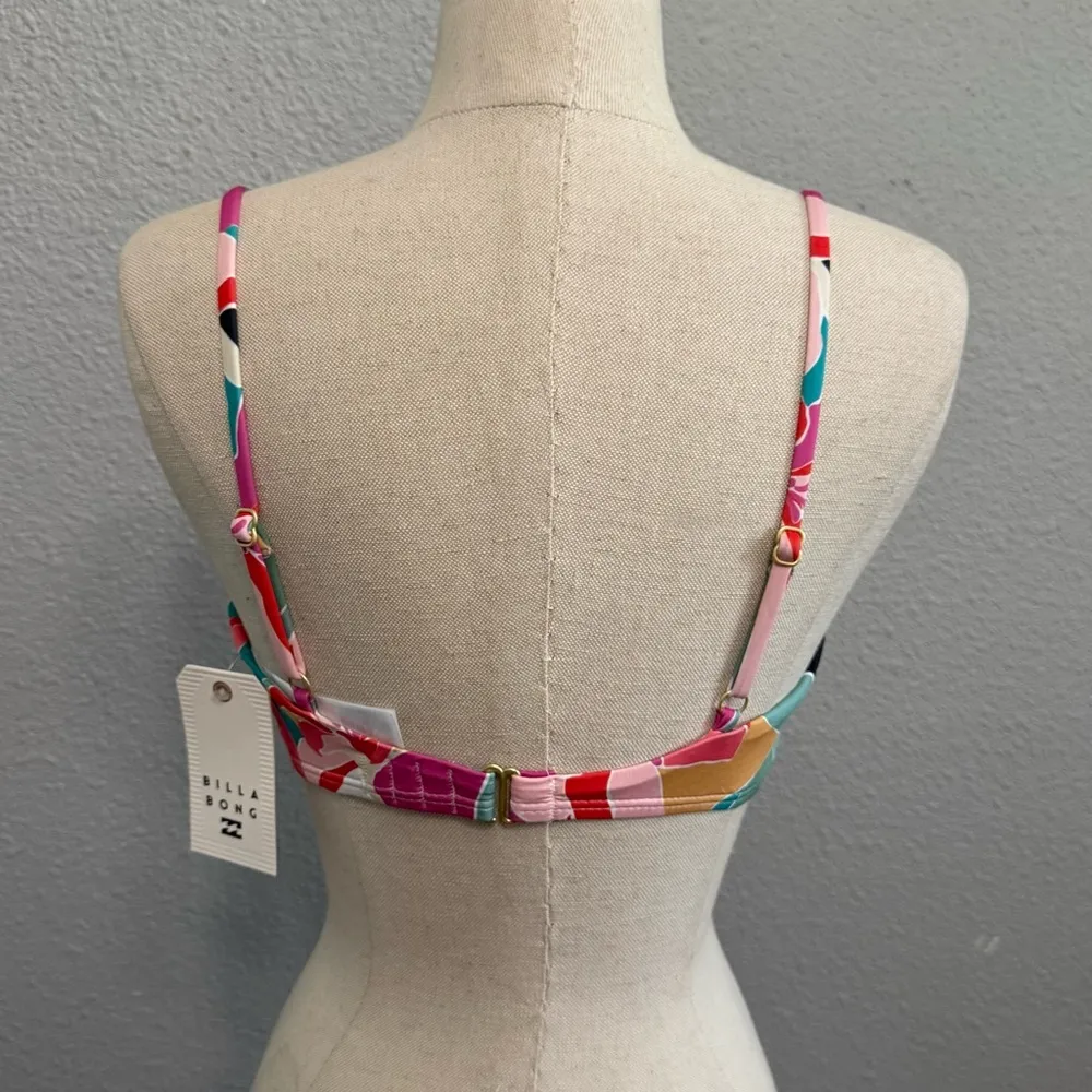 NWT Billabong Wild‎ Sun Mini Crop bikini top Size Medium - Image 2