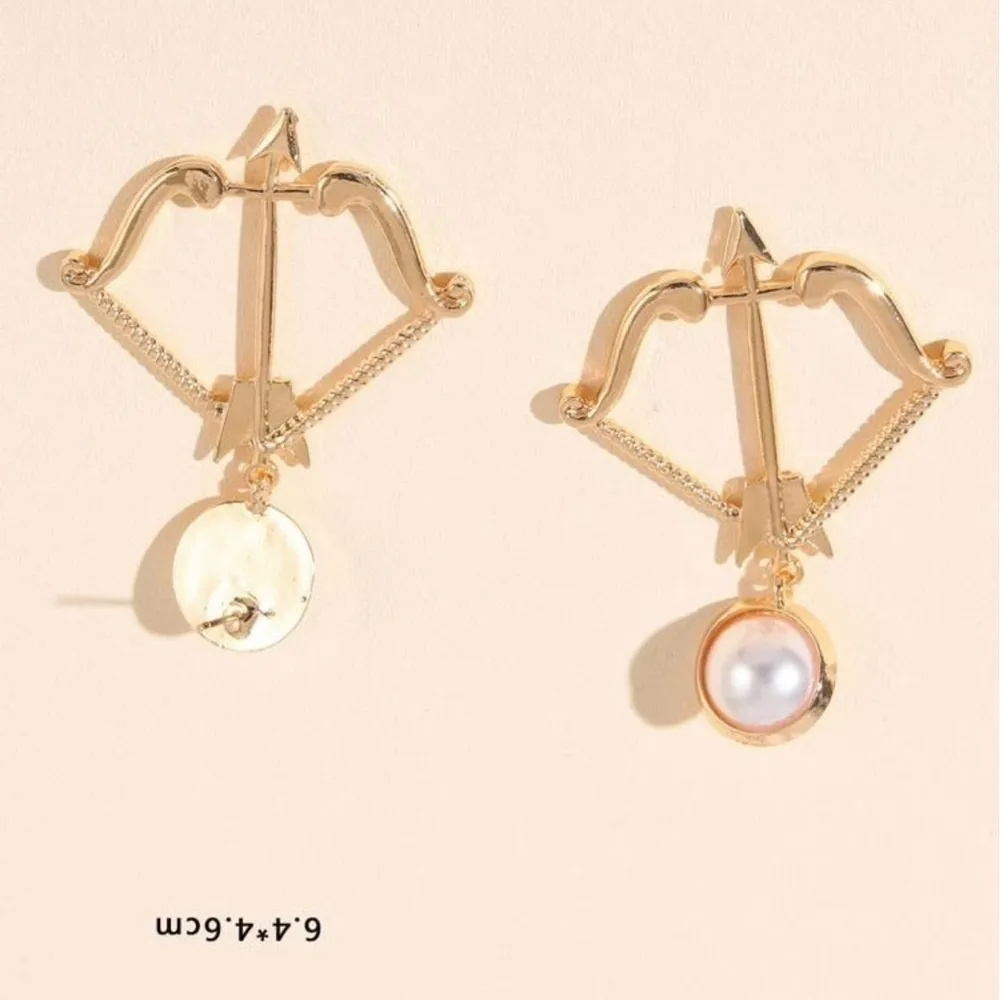Pearl bow & arrow earrings 🌟​​​​​​​​​​​​ - Image 3