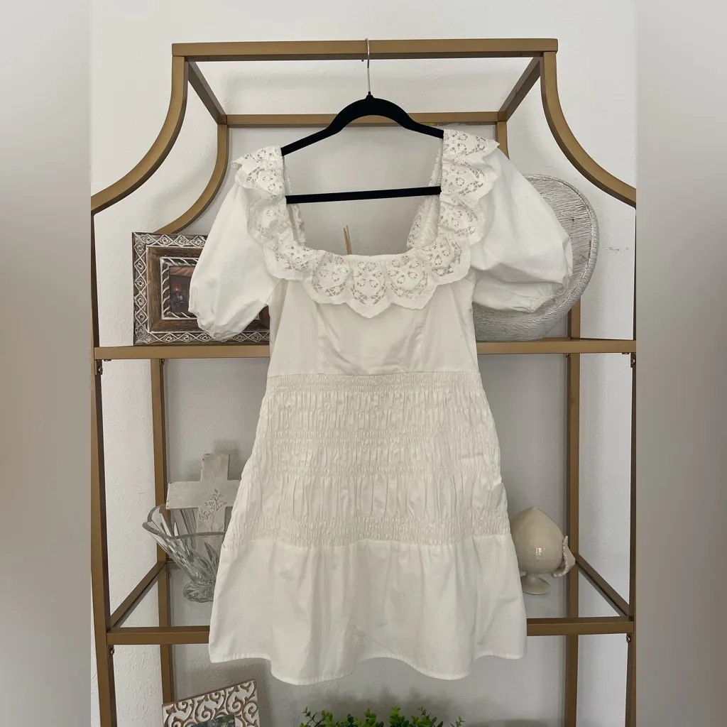 ASTR the Label Patina Lace Mini Dress size Small White Lace Trim Dress - Image 2
