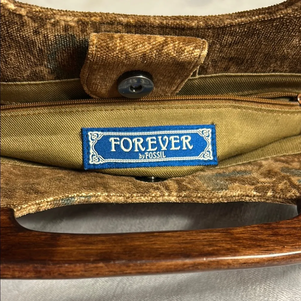Forever by Fossil Vintage Velvet Handbag with Wooden Handles - Image 3