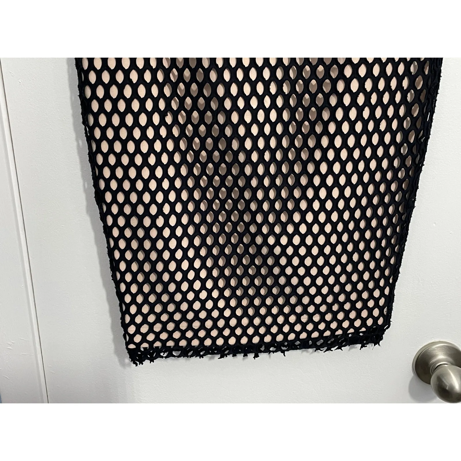 Elizabeth & James Pencil Skirt Size 2 Nude Black Mesh Overlay Office Siren - Image 3