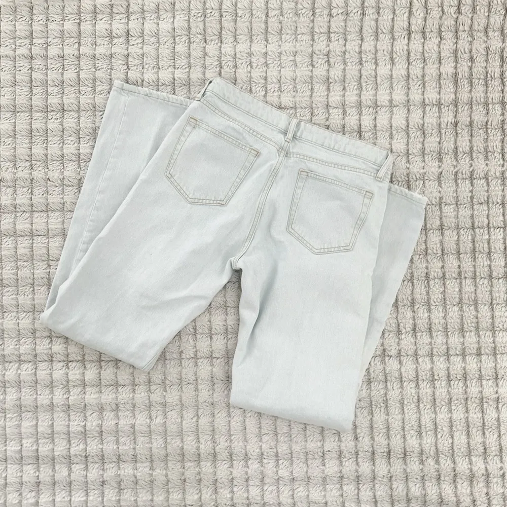 Zara Light Wash Straight Leg Split Hem Jeans - Image 2