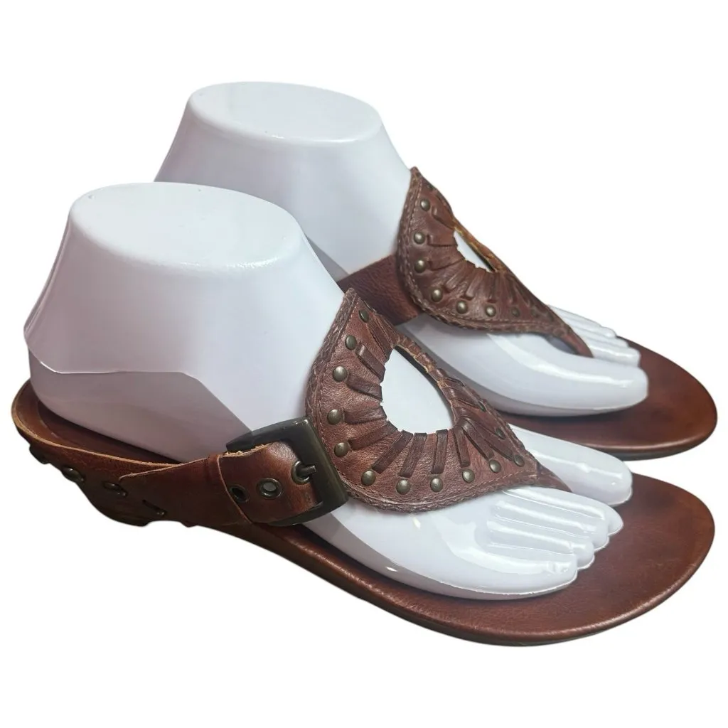 Frye Brown Red Leather Studded Thong Sandals 2” Heel Cowgirl Coastal Comfort 8 - Image 8