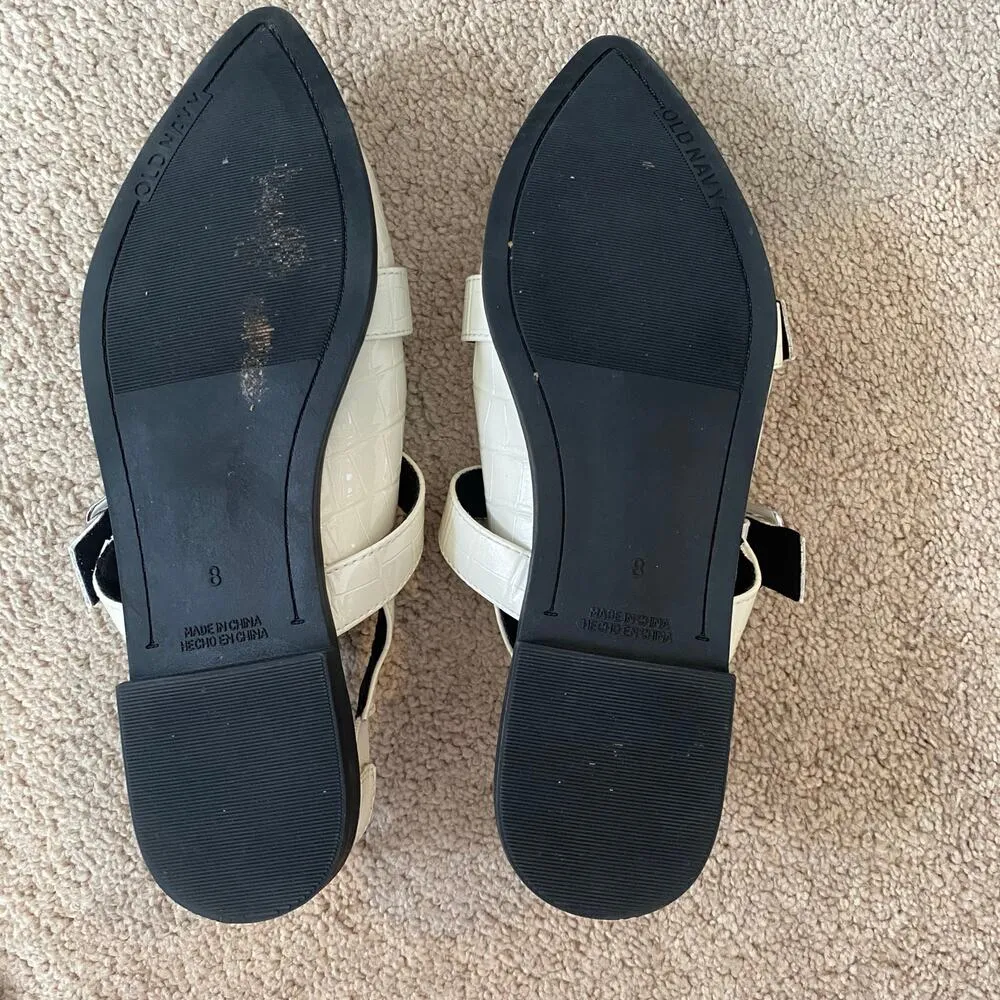 Old Navy Cream Snake Pointed Toe Buckle Flats Size 8 - Image 5