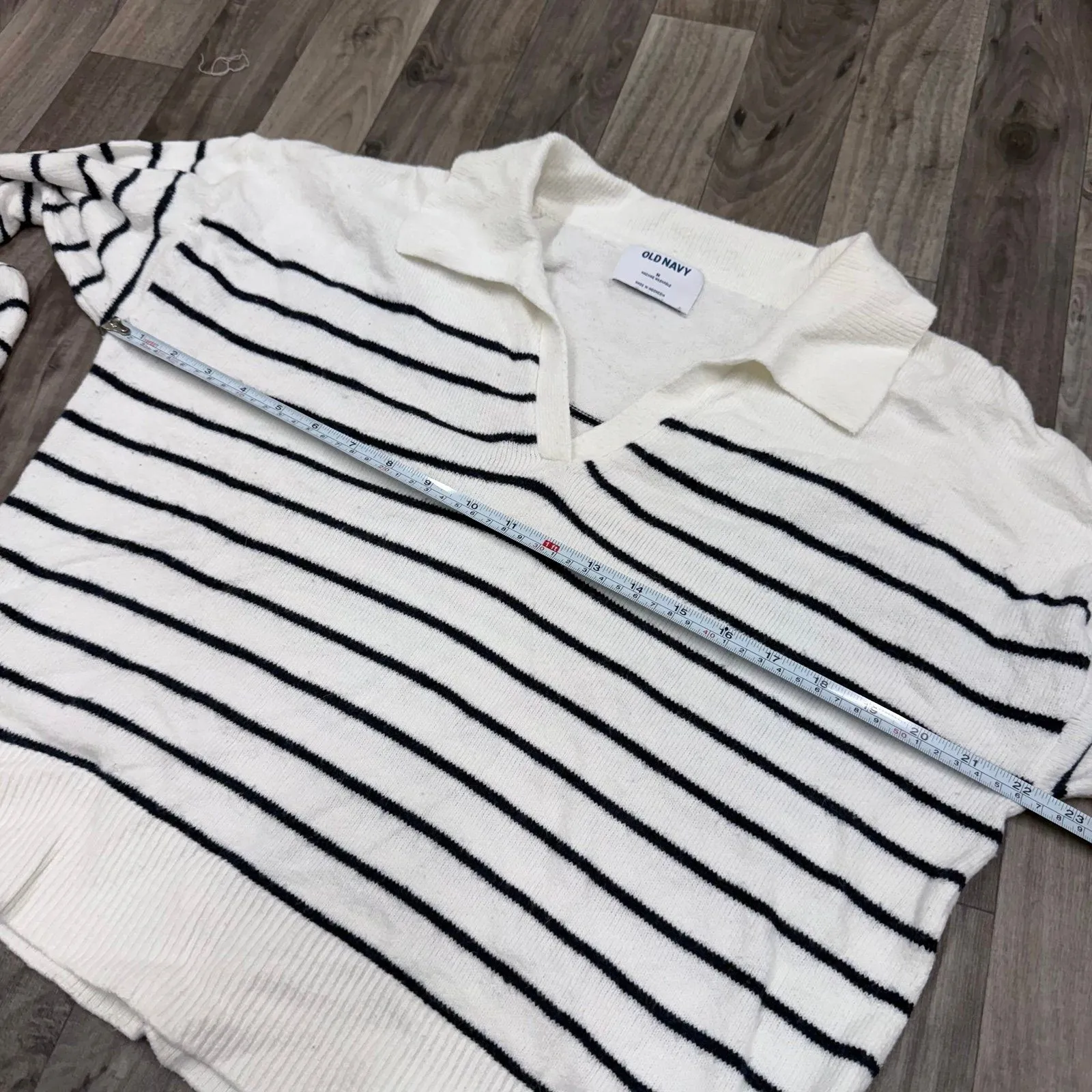 Old Navy nautical striped collared sweater - Image 5