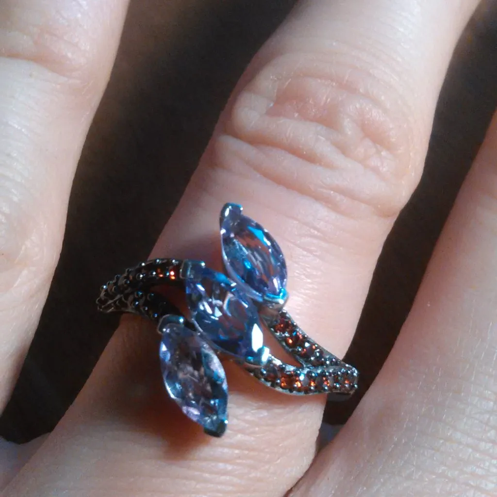 Moroccan Rose and Mozambique Garnet Trinity Twilight Sterling Silver Ring - Image 14