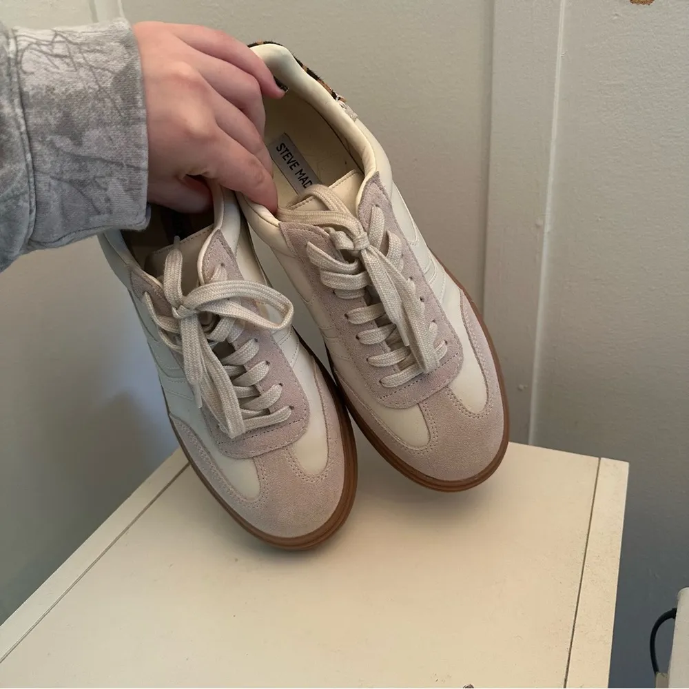 Steve Madden Dodge Bone Sneakers Womens 10 Multi - Image 3