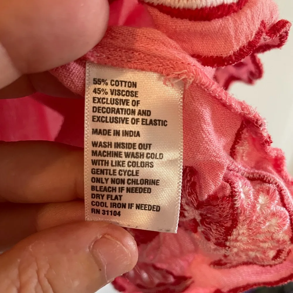 Crown & Ivy curvy flutter sleeve button up embroidered top Size 1X - Image 6