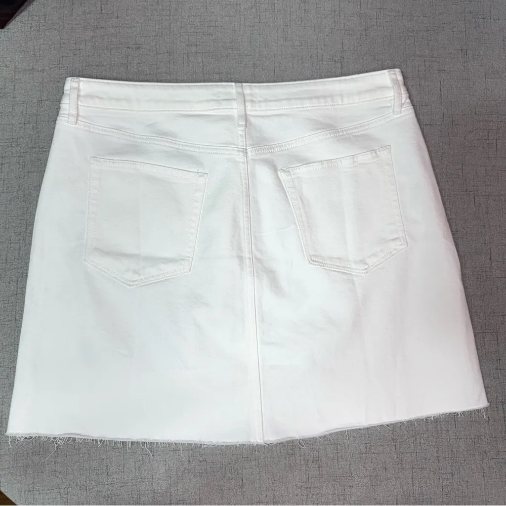 LOFT Fresh Cut Denim Skirt Jean Skirt Raw Hem White Size 14 - Image 6