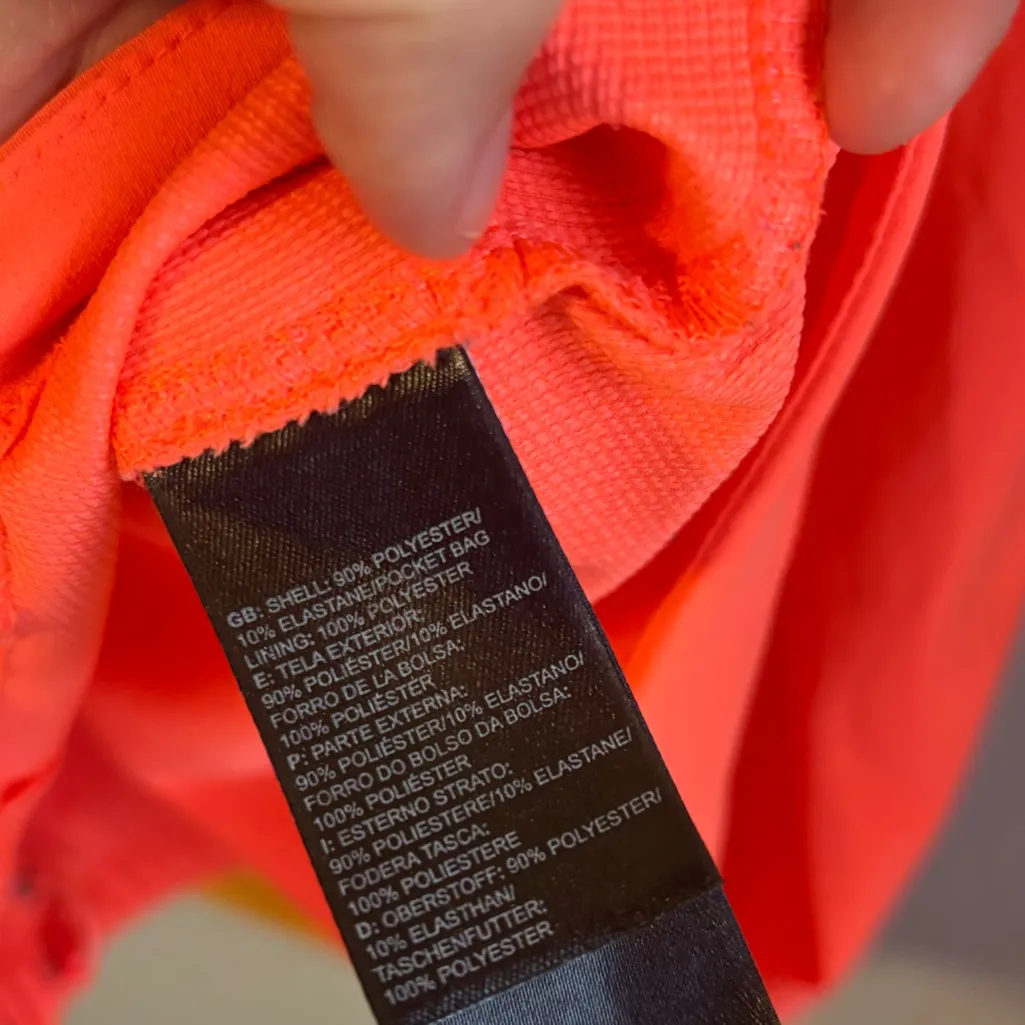 North face soft shell neon pink zip up jacket women’s medium - Image 8