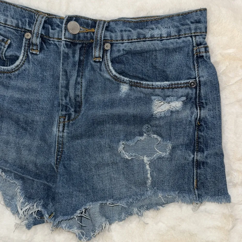 BlankNYC Barrow High Rise Denim Shorts Distressed Raw Hem Size 25 - Image 2