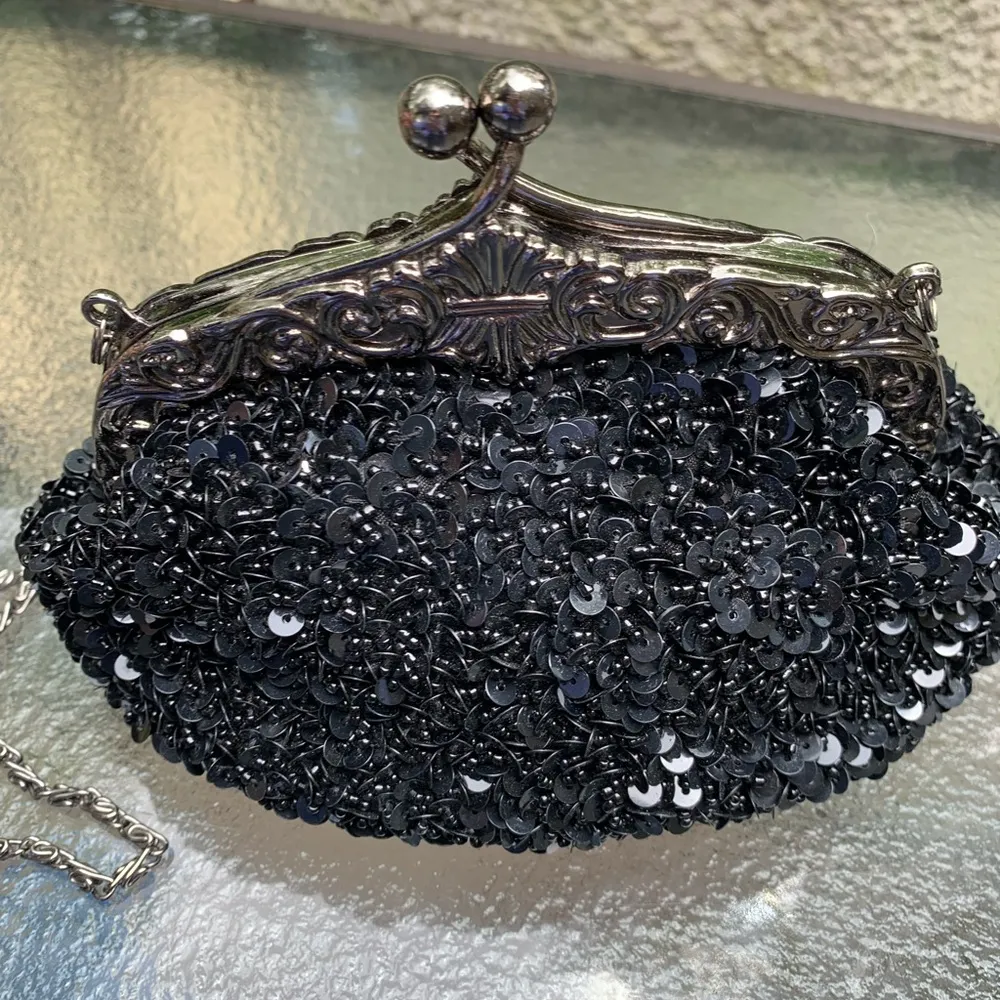 VINTAGE INSPIRED BEADED SEQUINED CLUTCH Black Purse Huffa Formal - Image 6