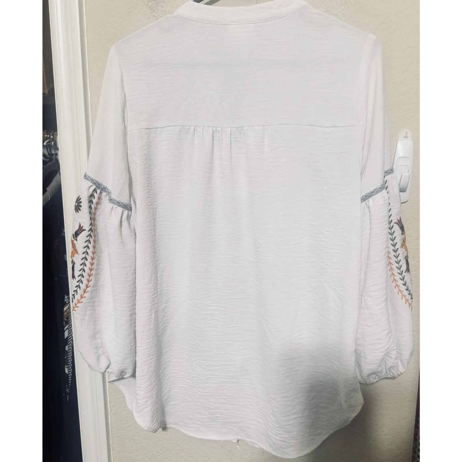 Anthropologie Fig & Flower Peasant Blouse Embroidered gypsy Sz M Floral Boho - Image 6