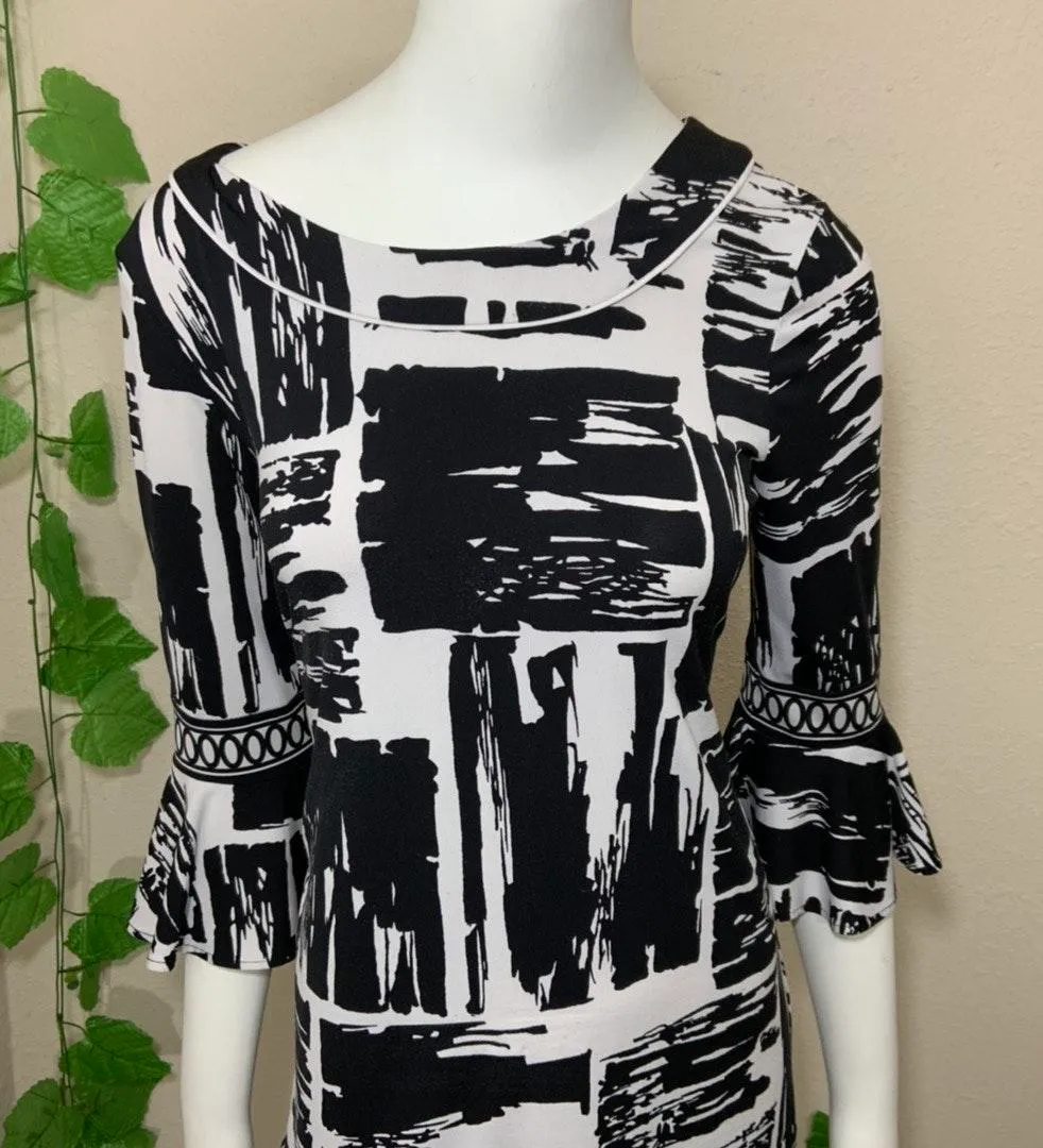 Maxazria Black White Bell Sleeve Dress - Image 4