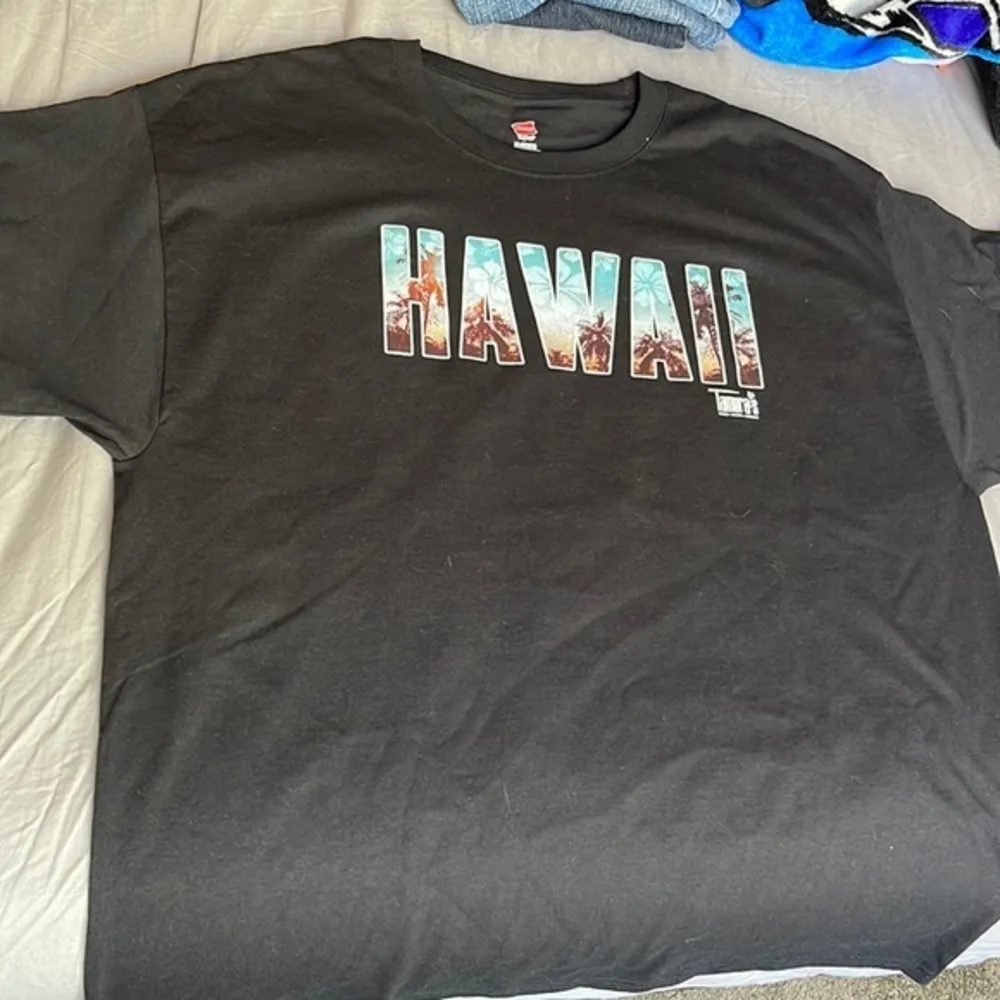 Women's Hawaii Tamura's Black Tropical Sunset Graphic Shirt Size XL EUC #6588 - Image 2