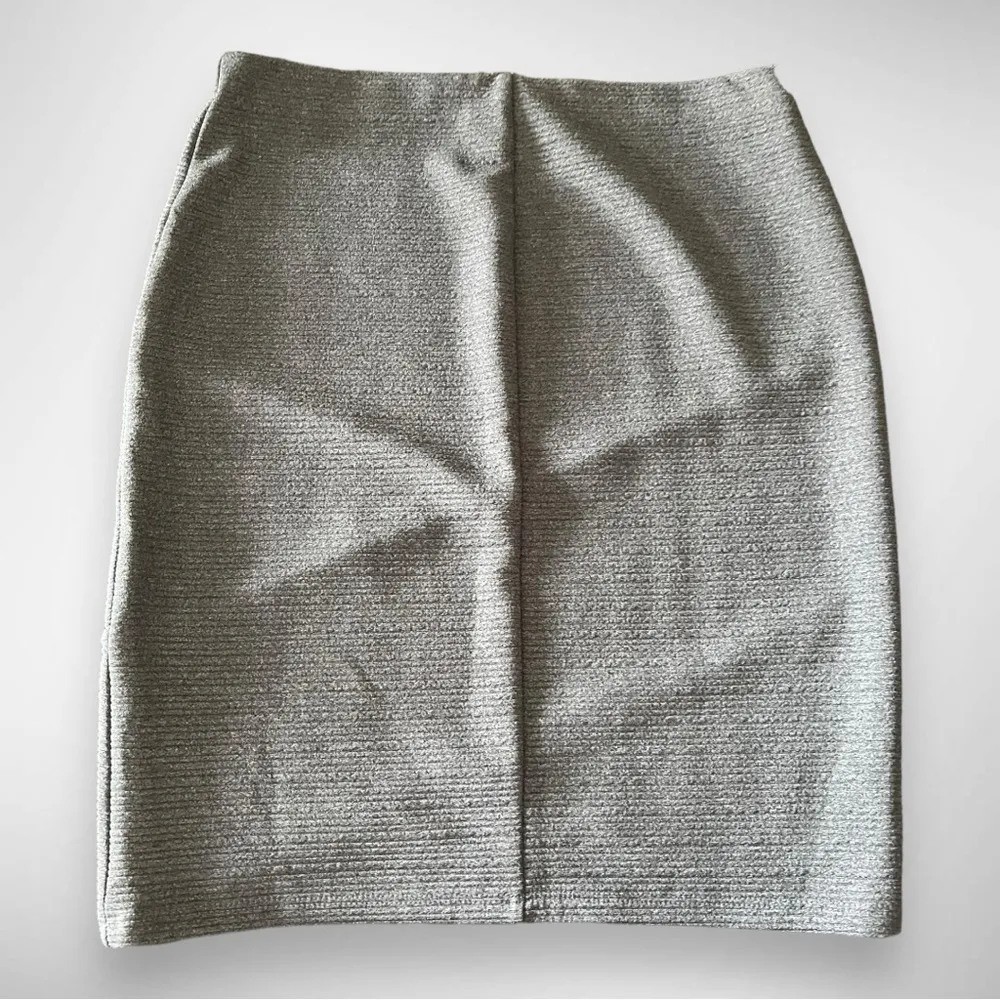 Joe Benbasset JOE B BY  Gray Asymmetrical Ribbed Mini Skirt‎ Medium | NWT - Image 2